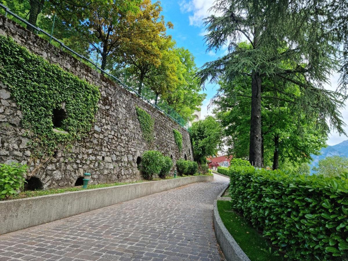 Appartamento Beatrice - Lago Di Como Вальброна Экстерьер фото